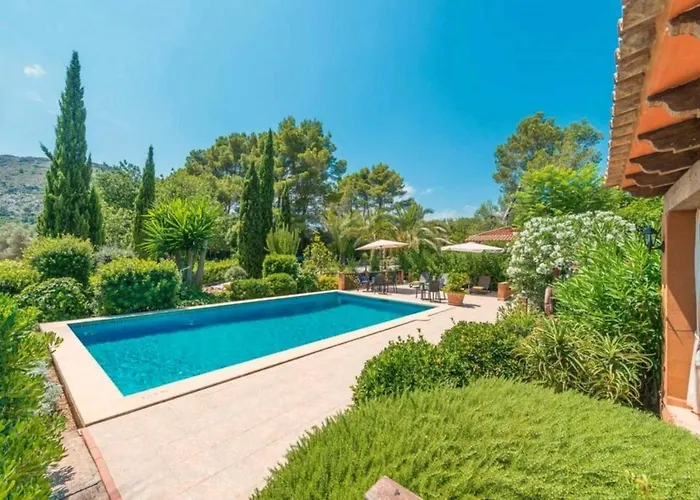 Villa Es Refugi By Sealand Villas